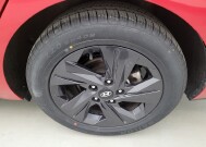 2021 Hyundai Elantra in Maple Heights, OH 44137 - 18150226 31