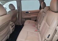 2019 Nissan Pathfinder in Cincinnati, OH 45255 - 18150236 18
