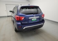 2019 Nissan Pathfinder in Cincinnati, OH 45255 - 18150236 6
