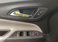 2020 Chevrolet Equinox in St. Louis, MO 63125 - 18150246 27