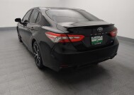 2018 Toyota Camry in Springfield, MO 65807 - 18150357 6