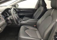 2018 Toyota Camry in Springfield, MO 65807 - 18150357 17