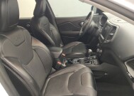 2023 Jeep Cherokee in Independence, MO 64055 - 18150360 21