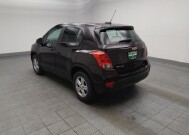 2020 Chevrolet Trax in Des Moines, IA 50310 - 18150372 5