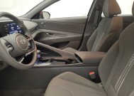 2023 Hyundai Elantra in Peoria, IL 61615 - 18150376 17