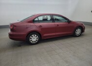 2016 Volkswagen Jetta in Pittsburgh, PA 15236 - 18150380 10