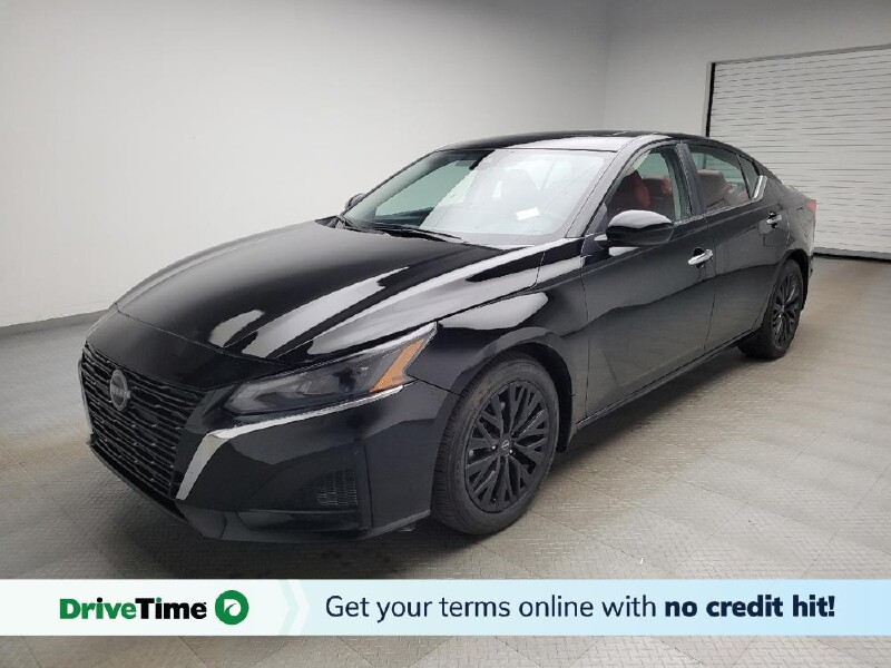 2025 Nissan Altima in Midlothian, IL 60445 - 18150390