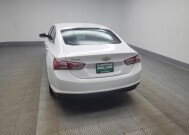 2021 Chevrolet Malibu in Indianapolis, IN 46222 - 18150399 6