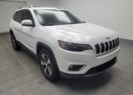 2019 Jeep Cherokee in Indianapolis, IN 46219 - 18150409 13