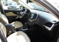 2017 Jeep Cherokee in Oak Grove, MO 64075 - 18150420 10