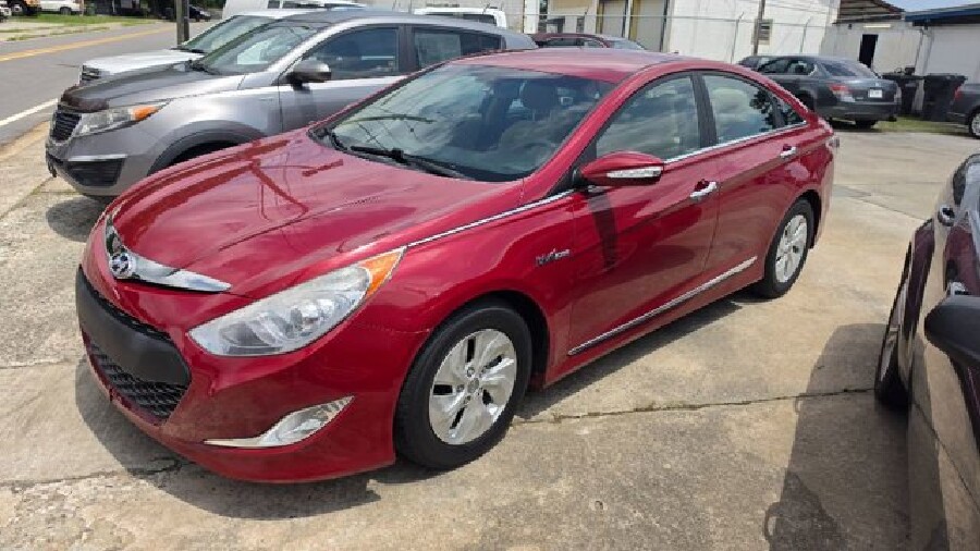 2014 Hyundai Sonata in Cartersville, GA 30120 - 18150438