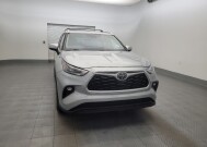 2020 Toyota Highlander in Phoenix, AZ 85022 - 18150479 14
