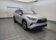 2020 Toyota Highlander in Phoenix, AZ 85022 - 18150479 13