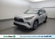 2020 Toyota Highlander in Phoenix, AZ 85022 - 18150479 1