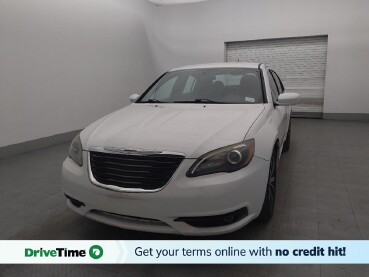 2014 Chrysler 200 in Tallahassee, FL 32304