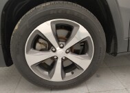 2019 Jeep Cherokee in Columbia, SC 29210 - 18150565 31