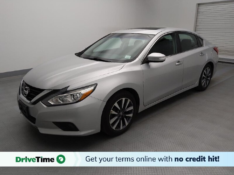 2017 Nissan Altima in Lakewood, CO 80215 - 18150574