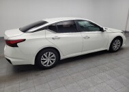 2019 Nissan Altima in Huntsville, AL 35816 - 18150579 10