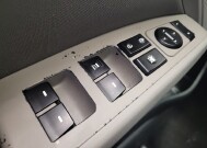 2020 Hyundai Elantra in Toledo, OH 43617 - 18150596 27