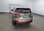 2017 Kia Sorento in Pittsburgh, PA 15237 - 18150605 6