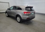 2017 Kia Sorento in Pittsburgh, PA 15237 - 18150605 5