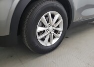 2017 Kia Sorento in Pittsburgh, PA 15237 - 18150605 31