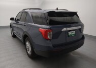 2021 Ford Explorer in Wichita, KS 67207 - 18150631 5