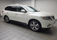 2015 Nissan Pathfinder in Eastpointe, MI 48021 - 18150636 11