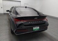 2025 Hyundai Elantra in Jacksonville, FL 32210 - 18150660 6