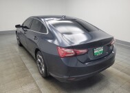2020 Chevrolet Malibu in Indianapolis, IN 46222 - 18150666 5