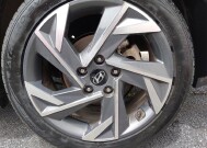 2025 Hyundai Elantra in Mishawaka, IN 46545 - 18150667 31