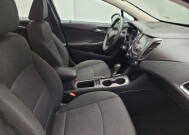 2017 Chevrolet Cruze in Eastpointe, MI 48021 - 18150670 21