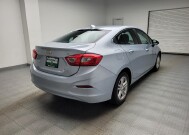 2017 Chevrolet Cruze in Eastpointe, MI 48021 - 18150670 9