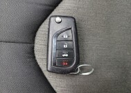 2019 Toyota Camry in Eastpointe, MI 48021 - 18150671 32