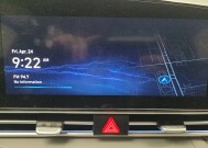 2024 Hyundai Elantra in Eastpointe, MI 48021 - 18150672 25