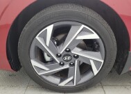 2025 Hyundai Elantra in Columbia, SC 29210 - 18150682 31