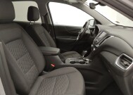 2020 Chevrolet Equinox in Charleston, SC 29414 - 18150683 21