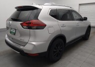 2019 Nissan Rogue in Ocala, FL 34471 - 18150705 9