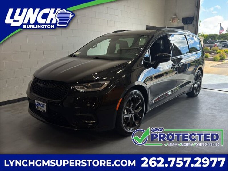 2025 Chrysler Pacifica in Burlington, WI 53105 - 18150780