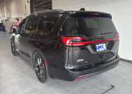 2025 Chrysler Pacifica in Burlington, WI 53105 - 18150780 3