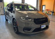 2025 Chrysler Pacifica in Burlington, WI 53105 - 18150782 7