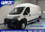 2025 RAM ProMaster in Burlington, WI 53105 - 18150784 32