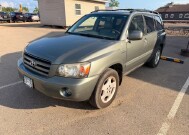 2005 Toyota Highlander in Wadena, MN 56482 - 18150840 1