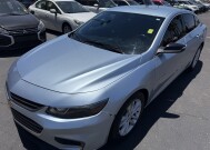 2018 Chevrolet Malibu in Phoenix, AZ 85022 - 18150845 1