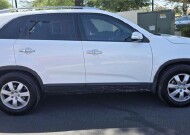 2013 Kia Sorento in Mesa, AZ 85212 - 18150852 4