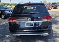 2018 Volkswagen Atlas in Mesa, AZ 85212 - 18150854 28
