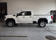 2025 GMC Sierra 2500 in Burlington, WI 53105 - 18150892 3