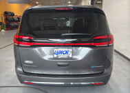 2021 Chrysler Pacifica in Burlington, WI 53105 - 18150898 4