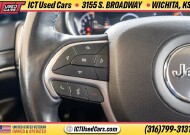 2019 Jeep Grand Cherokee in Wichita, KS 67216 - 18150941 14