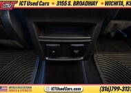 2016 Ford Edge in Wichita, KS 67216 - 18150945 17